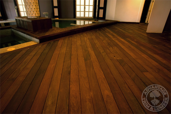 The spa area gives off a sense of calm and relaxtion thanks in part to the beautiful Ipe that is featured throughout the spa area.
