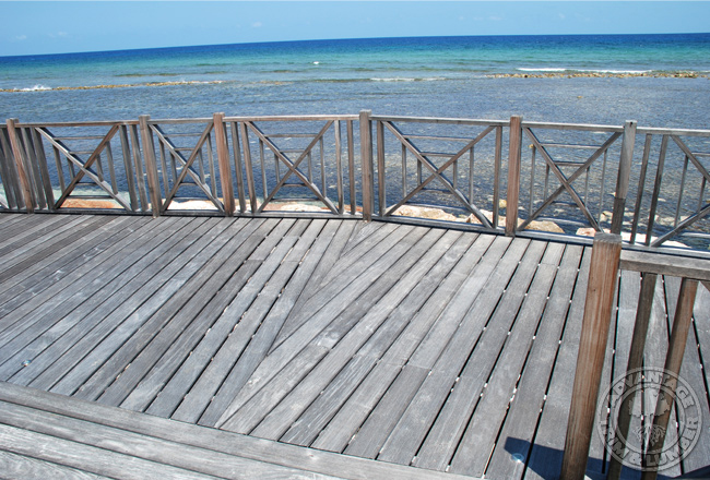 Years of salt water, salt air, intense heat and UV rays have not made a dent in the ipe decking's performance. The only noticeable change is how well the wood has matured to a patina grey.