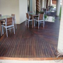 This gathering/eating are is sure to recieve a ton of foot traffic. Ipe Decking is the perfect material for high traffic areas such as this