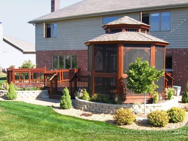 This gazebo, made out of Ipe, is a gorgeous addition to this home. 
